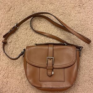 Purse worn shown